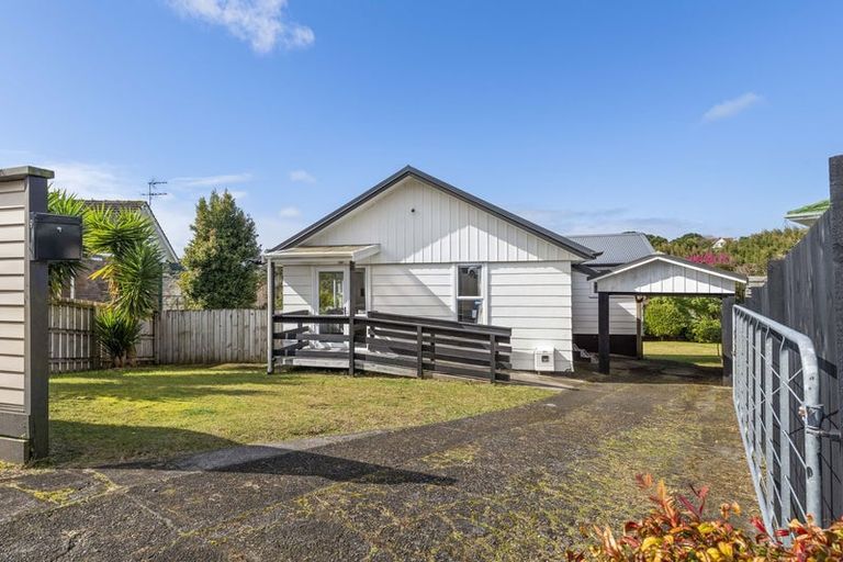 Photo of property in 9 Anson Place, Westown, New Plymouth, 4310