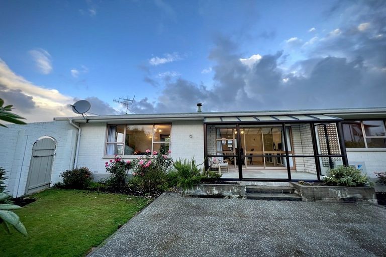 Photo of property in 33 Kildare Drive, Waikiwi, Invercargill, 9810