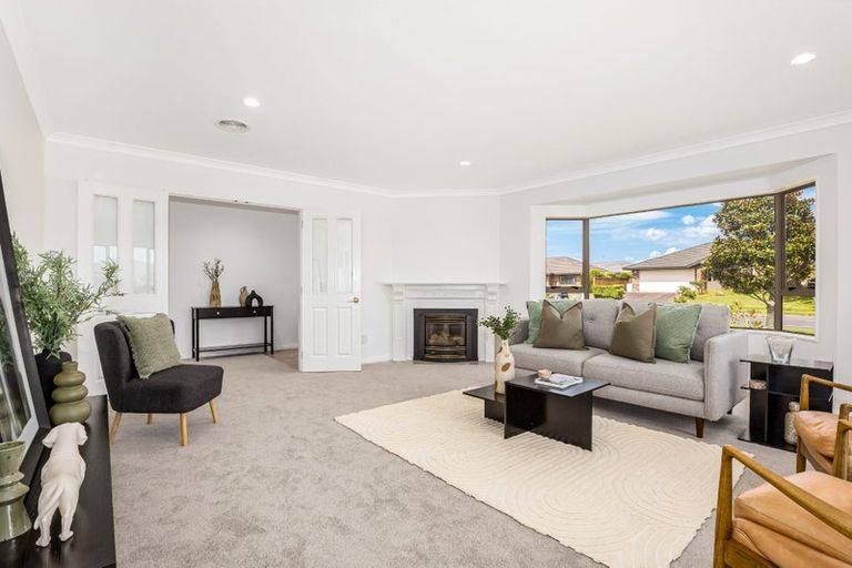 Photo of property in 2 Terry Lane, Paraparaumu Beach, Paraparaumu, 5032