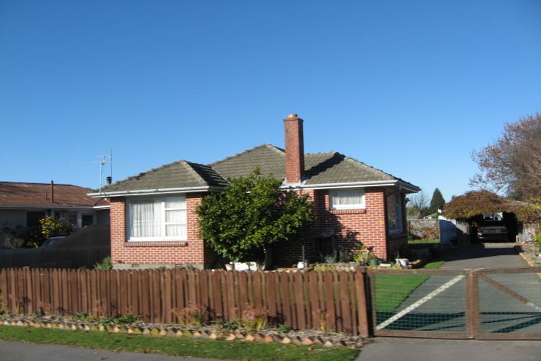 Photo of property in 3 Roswell Place, Islington, Christchurch, 8042