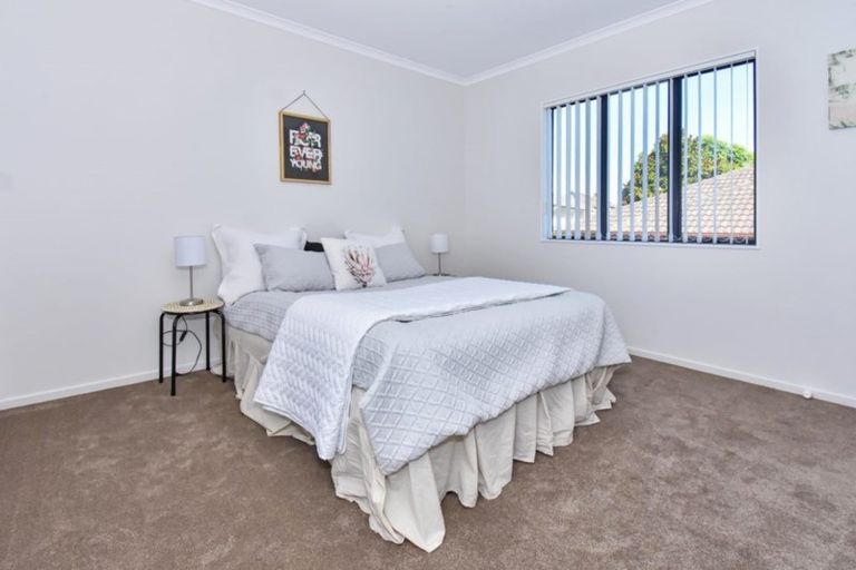 Photo of property in 64 Aspiring Avenue, Flat Bush, Auckland, 2019
