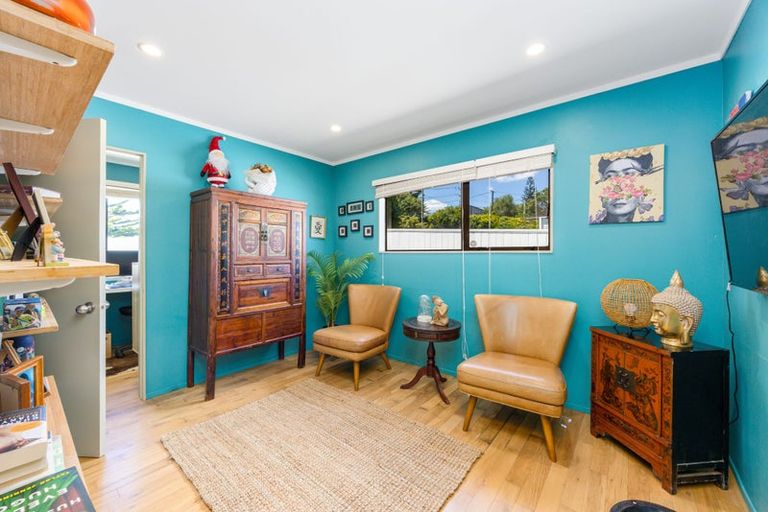 Photo of property in 2/84 Verbena Road, Birkdale, Auckland, 0626