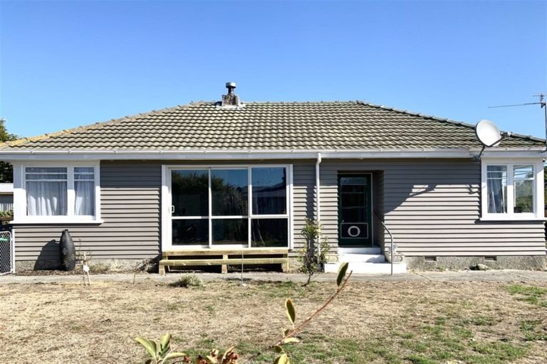 Photo of property in 17 Kearneys Road, Linwood, Christchurch, 8062