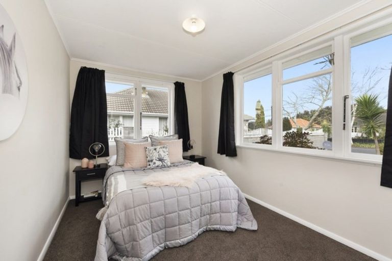 Photo of property in 31 Slim Street, Bader, Hamilton, 3206