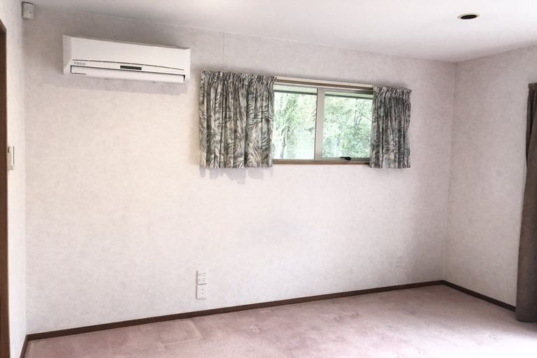 Photo of property in 71a Harris Crescent, Papanui, Christchurch, 8053