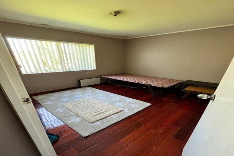 Photo of property in 1/144 Shifnal Drive, Randwick Park, Auckland, 2105