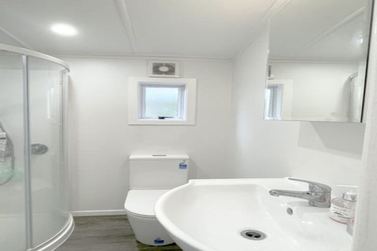 Photo of property in 77b Airlie Road, Plimmerton, Porirua, 5026