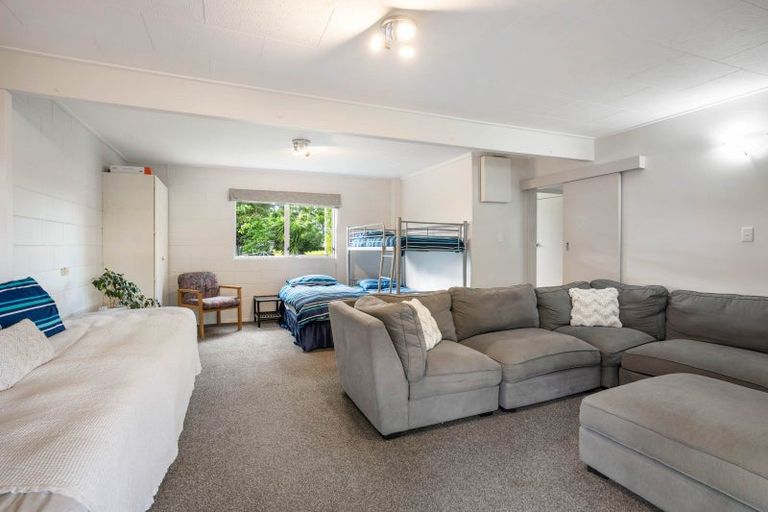Photo of property in 100 Charleston Avenue, Whangamata, 3620