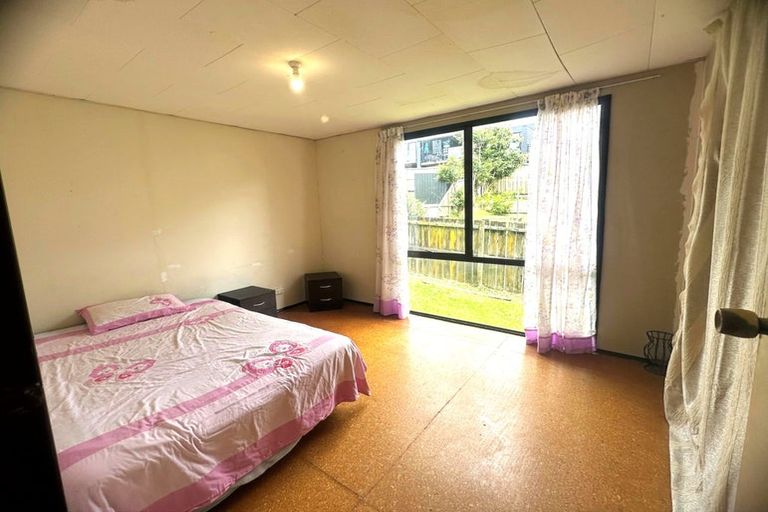 Photo of property in 1/231 Don Buck Road, Massey, Auckland, 0614