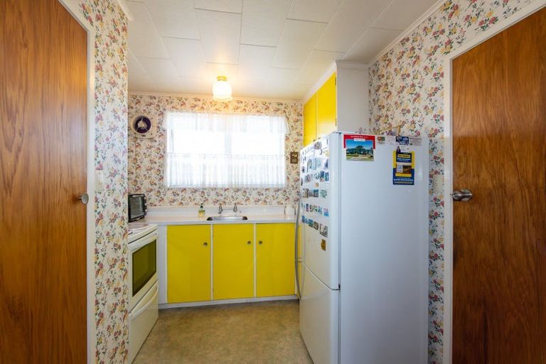 Photo of property in 2/27 Ranfurly Street, Tamatea, Napier, 4112