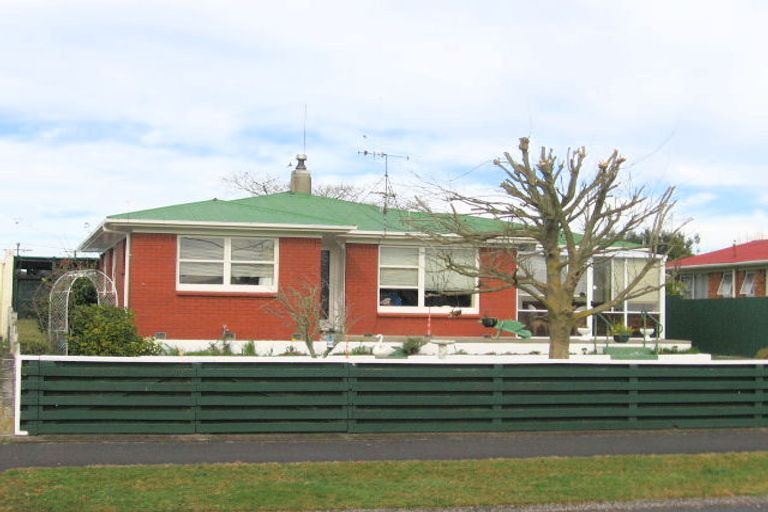 Photo of property in 39 English Street, St Andrews, Hamilton, 3200