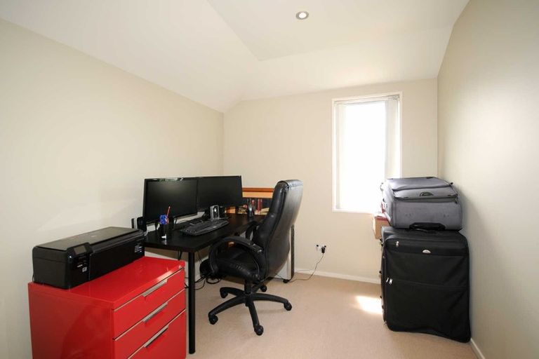 Photo of property in 94a Packe Street, Edgeware, Christchurch, 8013