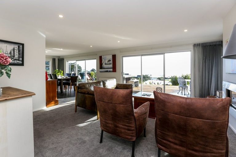Photo of property in 12c Shearer Drive, Oakura, 4314