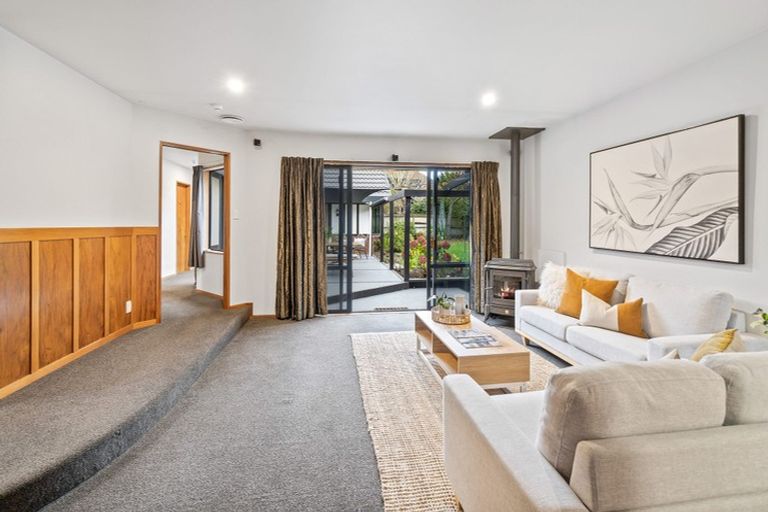 Photo of property in 22 Broadhaven Avenue, Parklands, Christchurch, 8083