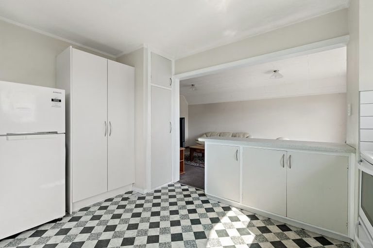 Photo of property in 2/28 Taramea Place, Addington, Christchurch, 8024