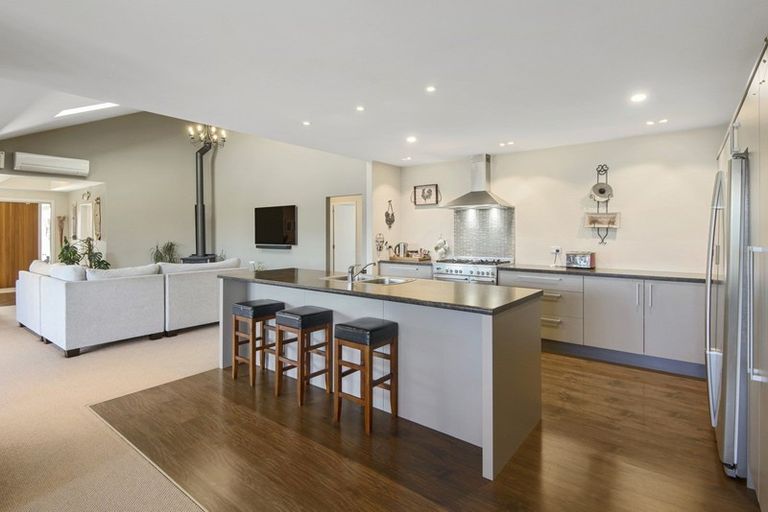 Photo of property in 6 Mulholland Drive, Darfield, 7571