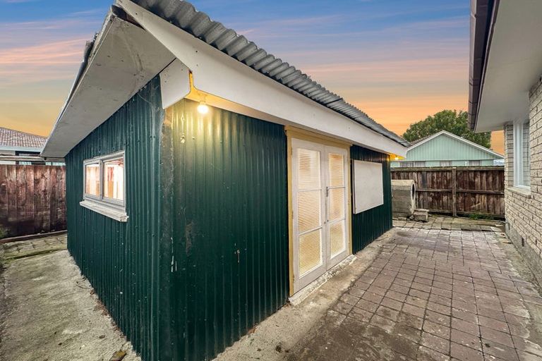 Photo of property in 18 Shetland Street, Woolston, Christchurch, 8062