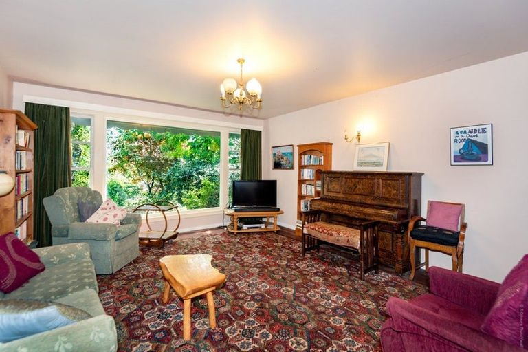 Photo of property in 37 Aynsley Terrace, Hillsborough, Christchurch, 8022