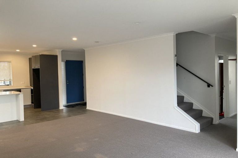 Photo of property in 37 Mettam Drive, Swanson, Auckland, 0614