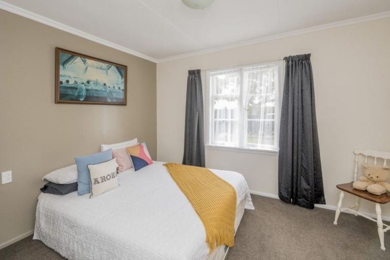 Photo of property in 175 Queen Street West, Levin, 5510