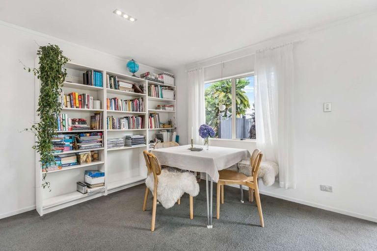 Photo of property in 8b Riverton Road, Mount Maunganui, 3116