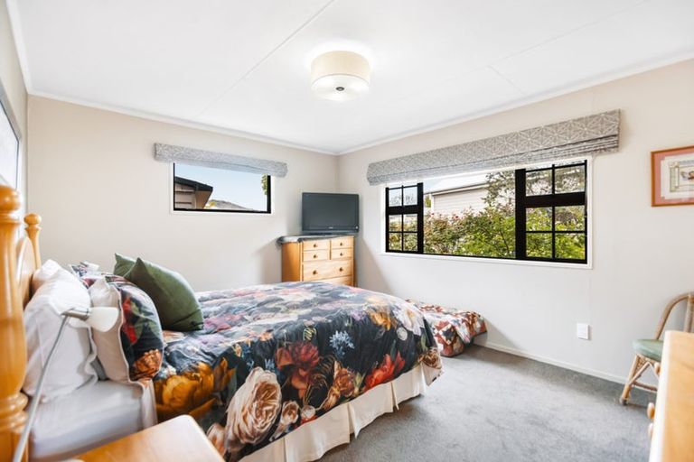 Photo of property in 1 Donegal Street, Cromwell, 9310