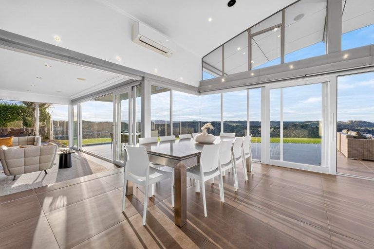 Photo of property in 83 Jervis Road, Waiwera, Orewa, 0994