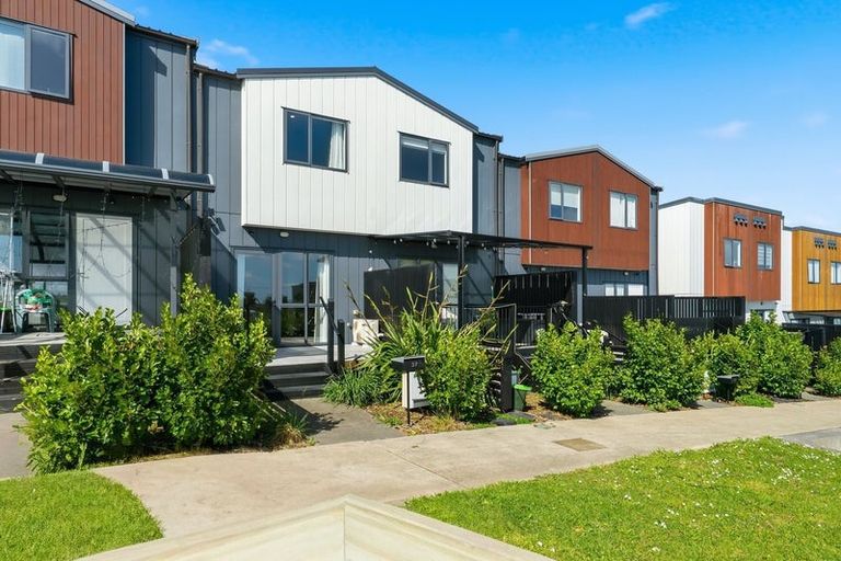 Photo of property in 37 Canna Street, Totara Park, Auckland, 2019
