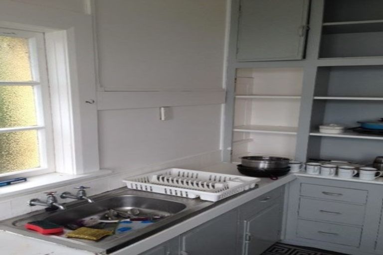 Photo of property in 2/134 Evans Bay Parade, Roseneath, Wellington, 6021