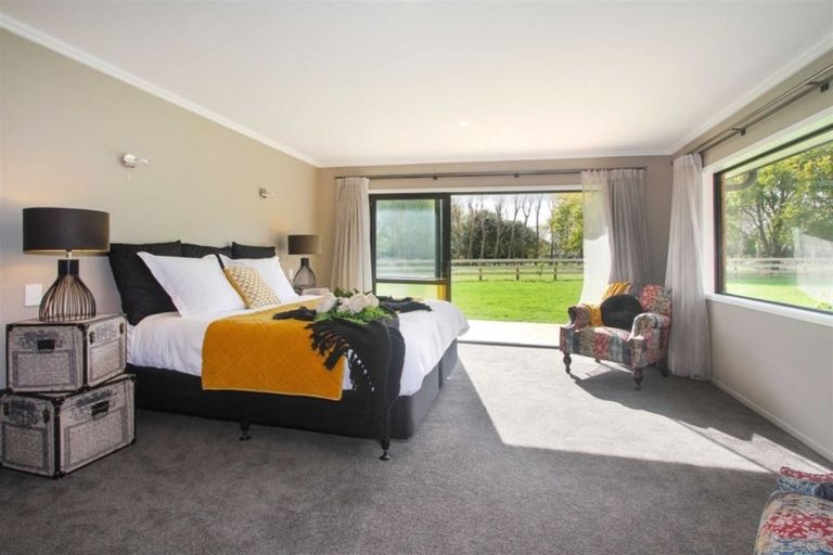 Photo of property in 202l Ingram Road, Bombay, Drury, 2579