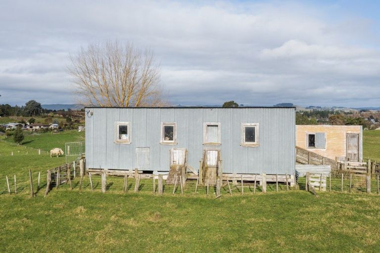 Photo of property in 1 Eagle Street, Waipawa, 4210