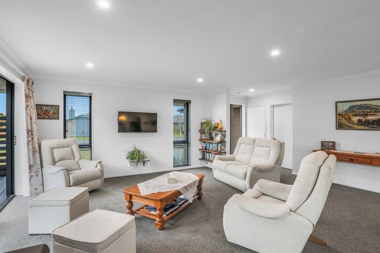 Photo of property in 4 Catchpole Place, Woodend, 7610