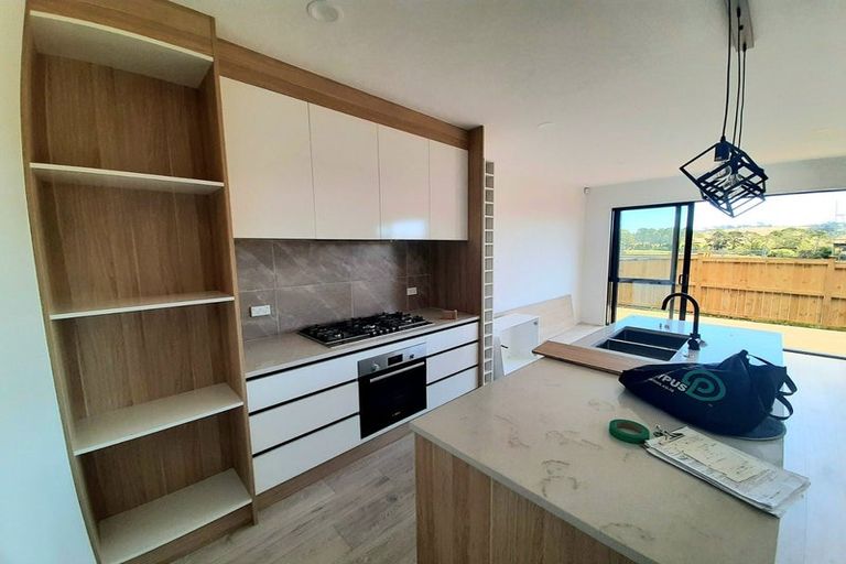 Photo of property in 105 Waekahu Road, Westgate, Auckland, 0814