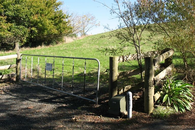 Photo of property in 223 Kimihia Road, Huntly, 3771