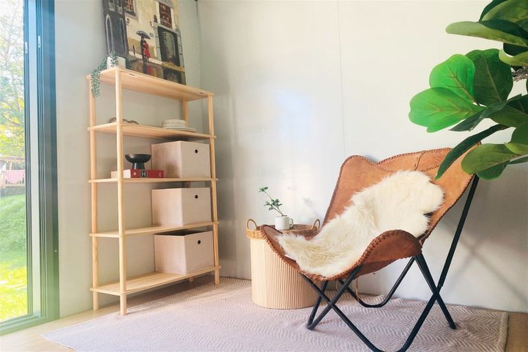 Photo of property in 8 Limmer Place, Browns Bay, Auckland, 0632