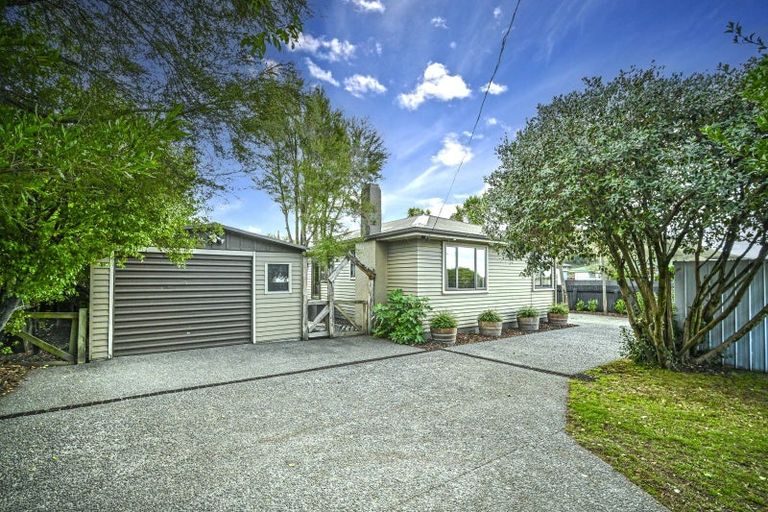 Photo of property in 2868 State Highway 50, Roys Hill, Hastings, 4175