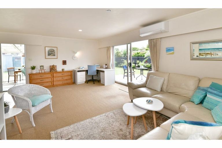 Photo of property in 3/29 Pine Road, Orewa, 0931