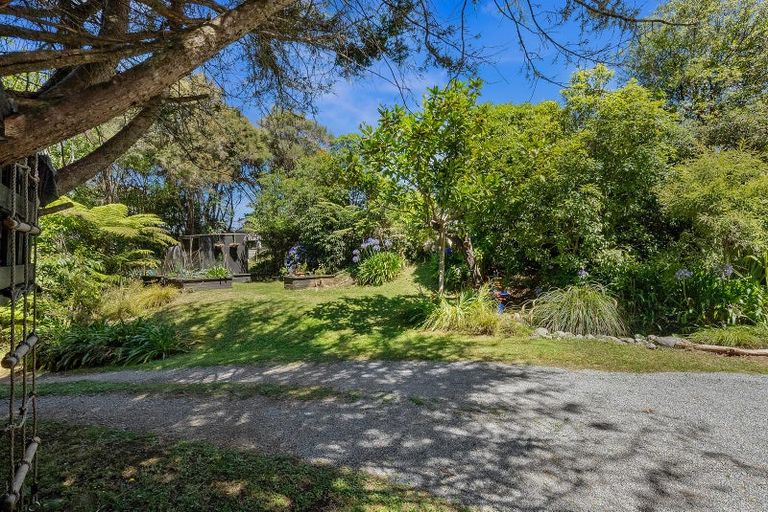 Photo of property in 34 Avro Road, Blue Mountains, Upper Hutt, 5371