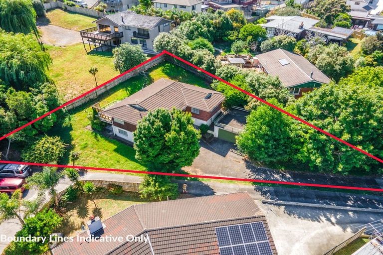 Photo of property in 16 Bacot Place, Howick, Auckland, 2014