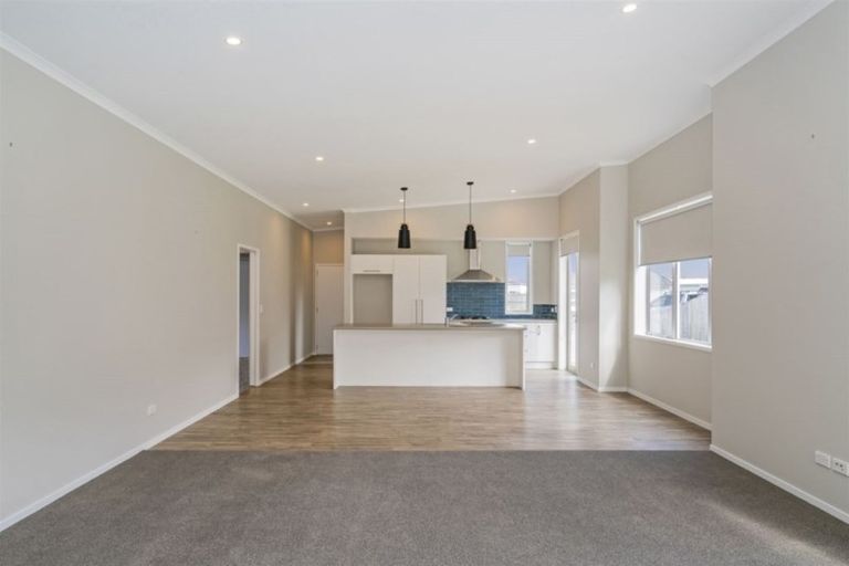 Photo of property in 28 Alf Simpson Drive, Whitianga, 3510