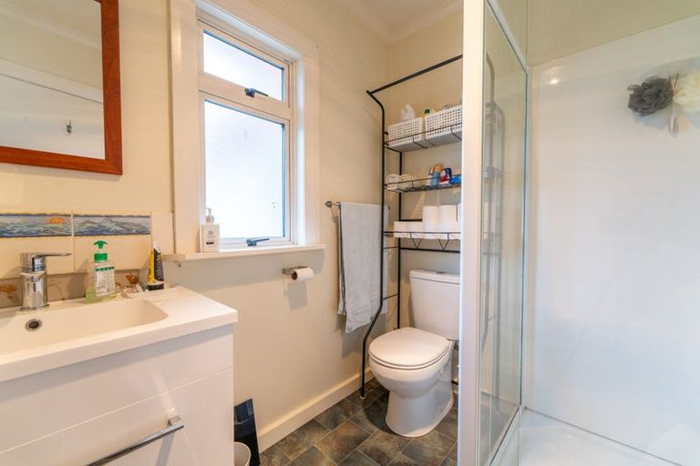 Photo of property in 9 Moorhouse Street, Waimate, 7924