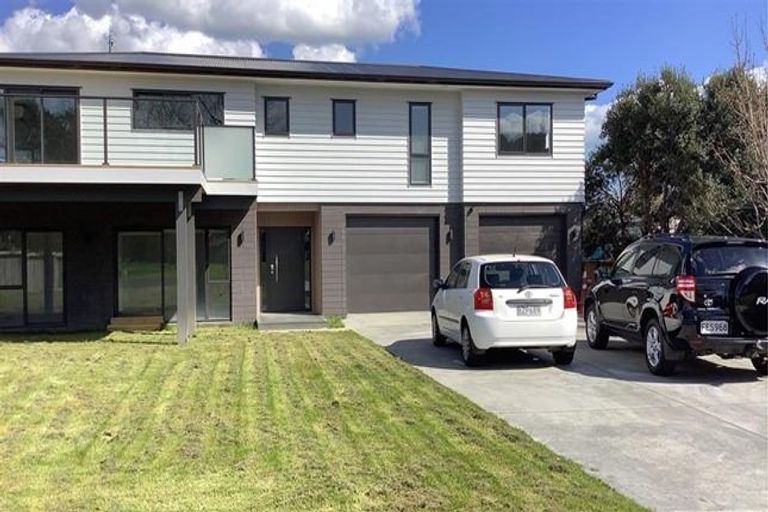 Photo of property in 154 Torkar Road, Clarks Beach, 2122