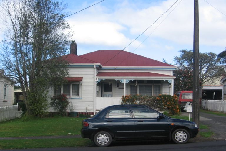 Photo of property in 4 Drummond Street, Regent, Whangarei, 0112