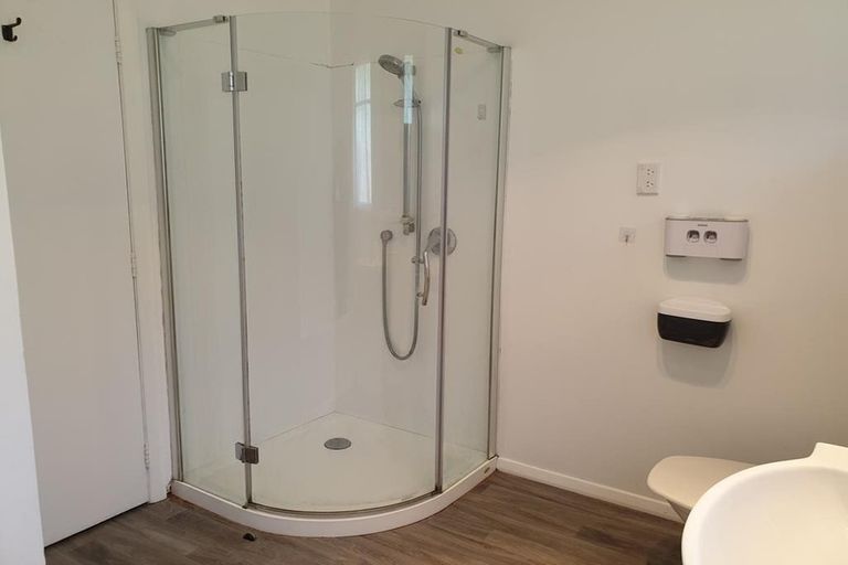 Photo of property in 27 Shackleton Grove, Stokes Valley, Lower Hutt, 5019