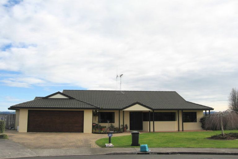 Photo of property in 18 Ben Lomond Place, Nawton, Hamilton, 3200