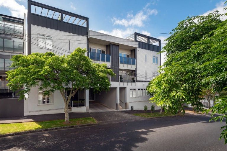 Photo of property in 1d/2 Dickens Street, Grey Lynn, Auckland, 1021