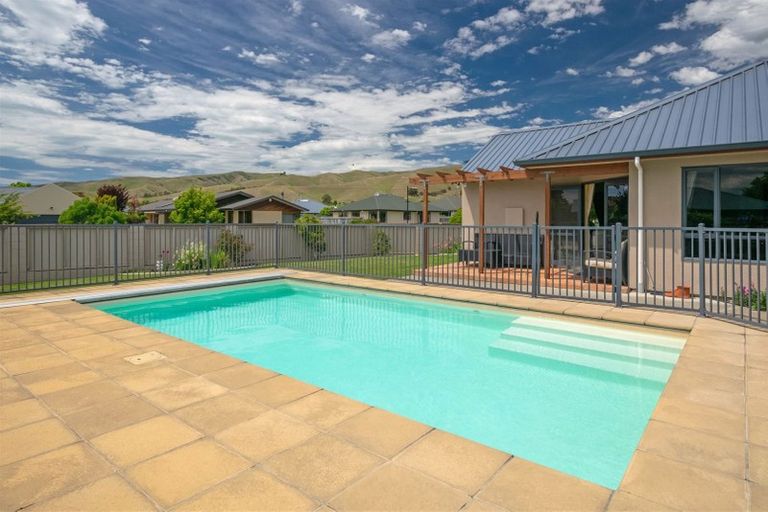 Photo of property in 22 Hope Drive, Witherlea, Blenheim, 7201