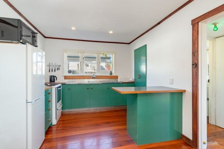 Photo of property in 80 Main Road, Wainuiomata, Lower Hutt, 5014