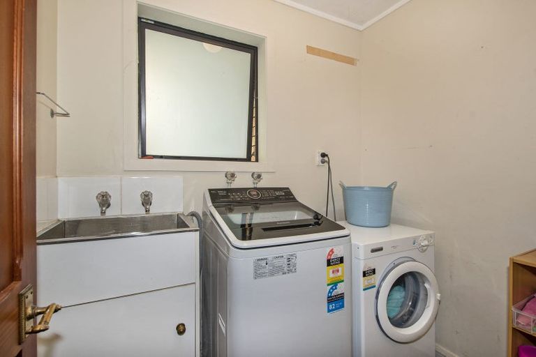 Photo of property in 1-2/8a Lilian Street, Te Kamo, Whangarei, 0112