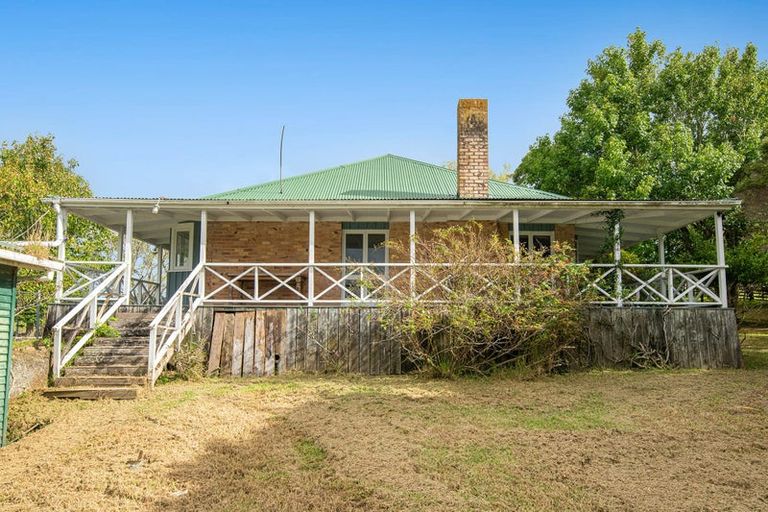 Photo of property in 22 Hafton Road, Kaukapakapa, 0984